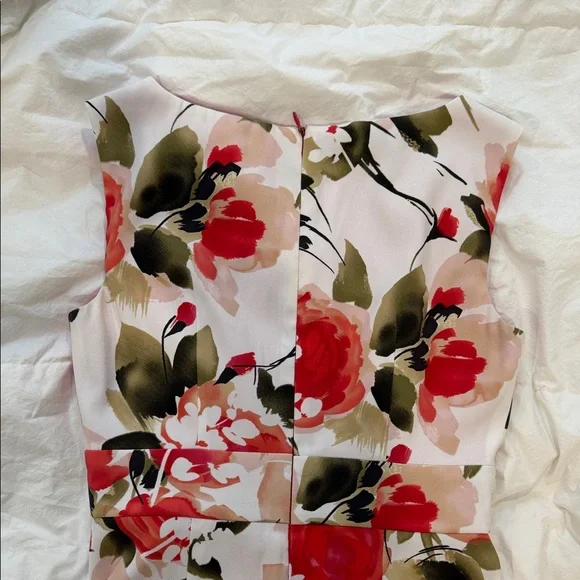 Dress Barn Floral Sheath Dress/ Woman/ Size Petite 4 - Picture 7 of 15